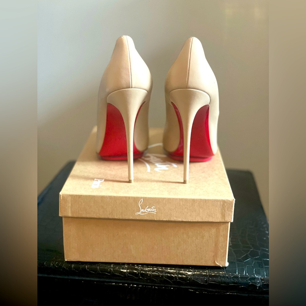 Christian Louboutin Pumps